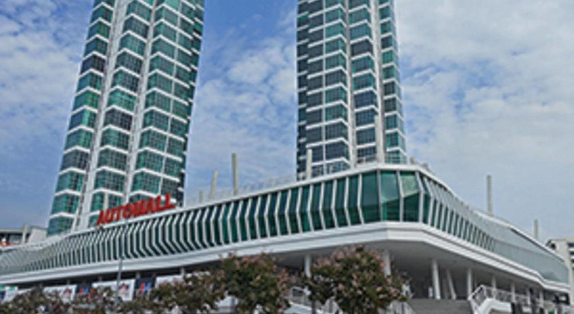 ג'ורג' טאון Maritime Luxury Suites מראה חיצוני תמונה