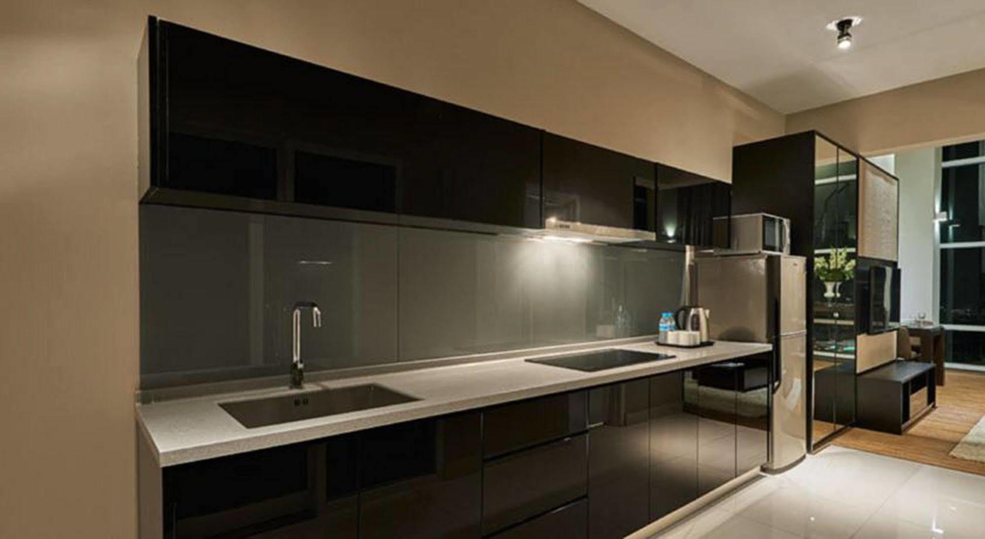 ג'ורג' טאון Maritime Luxury Suites מראה חיצוני תמונה